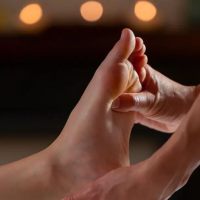 Foot Reflexology + Swedish Massage